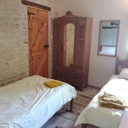 La Pommeraie Nantillé Esterno foto