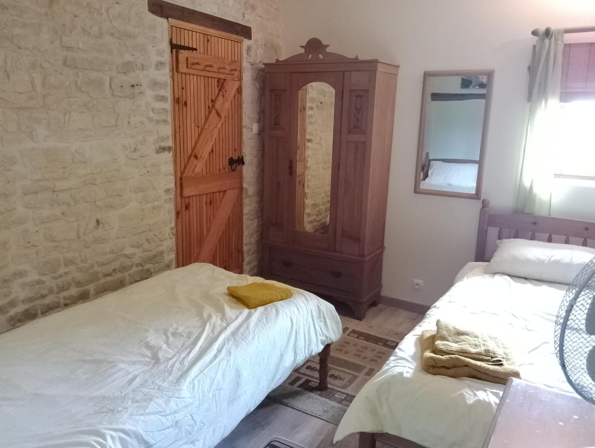 La Pommeraie Nantillé Esterno foto